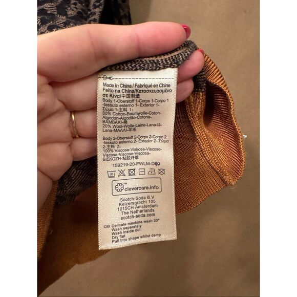 Scotch & Soda V-Neck Leopard Sweater - Picture 6 of 7